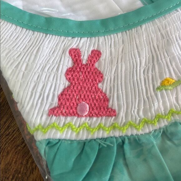 Toddler Girl Easter Smocked Dress Fly Bunny Embroidery 12-18 months - Picture 5 of 6